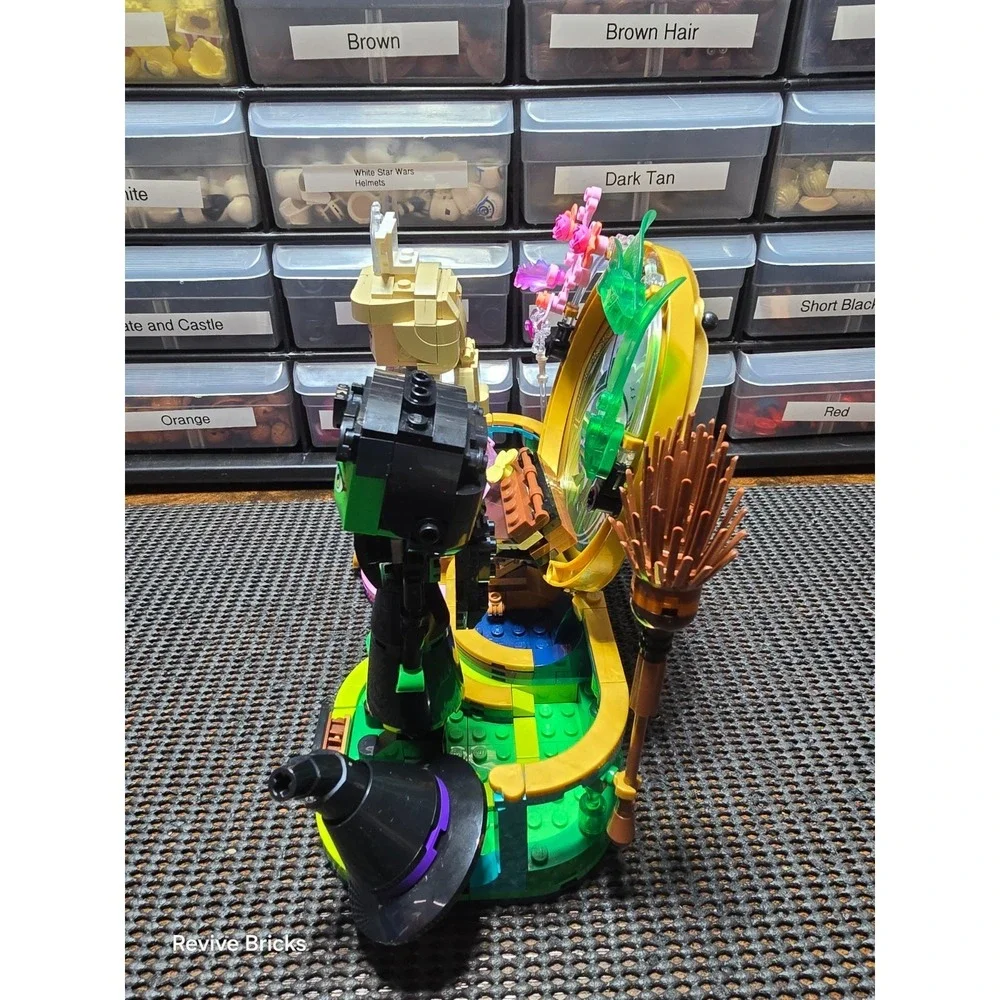 LEGO WICKED ELPHABA & GLINDA FIGURES PLAYSET 75682 | 6512676 | 99% Complete Read